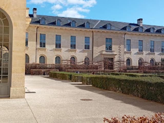 Vente Appartement 6 pièces 240 m2 Versailles