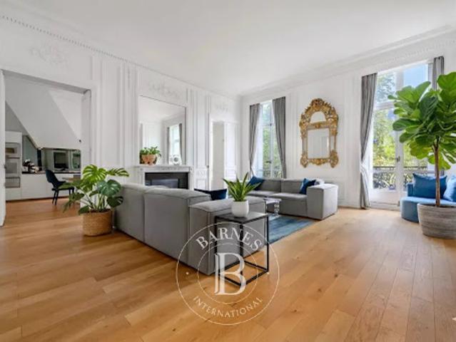 Vente Appartement 6 pièces 267.1 m2 Paris 17ème