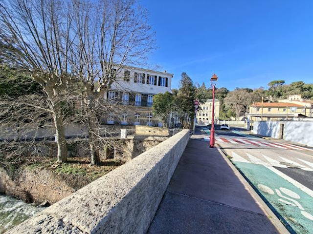 Vente Appartement 6 pièces 270 m2 Bédarieux