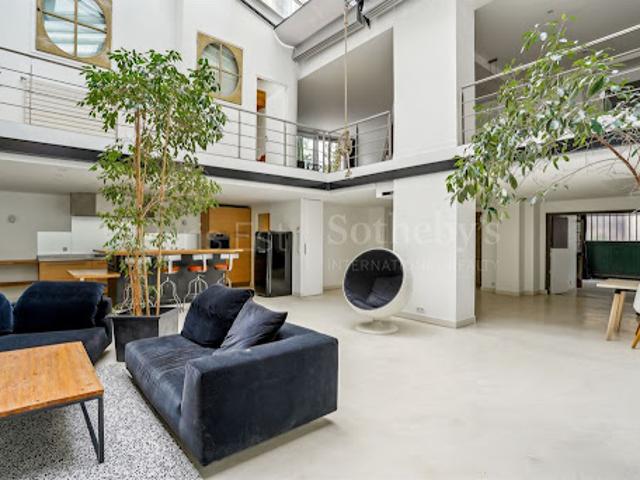 Vente Appartement 6 pièces 315.4 m2 Paris 11ème