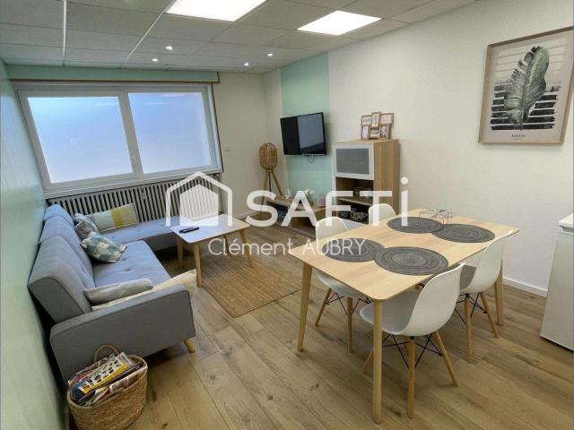 Vente appartement 6 pièces Laval Hilard 53