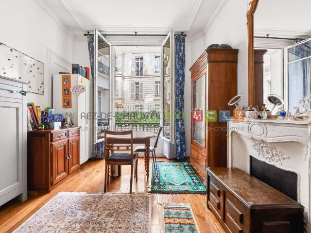 Vente appartement 6 pièces Paris 75