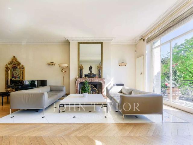 Vente appartement 6 pièces Paris 16e 75