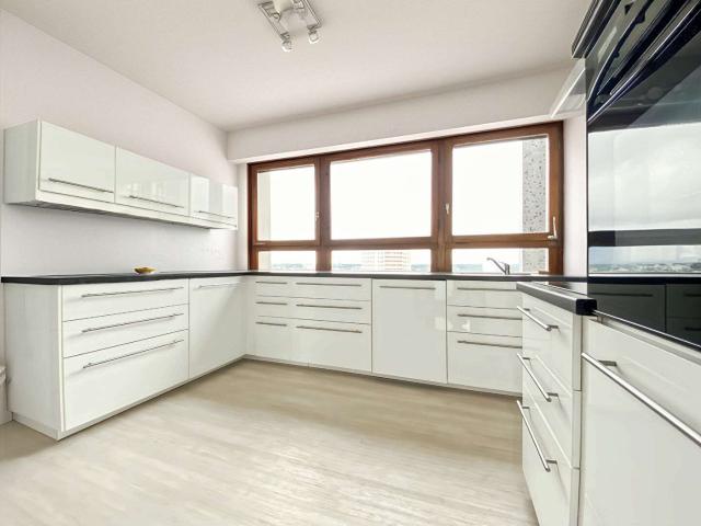 Vente appartement 6 pièces Rennes Jeanne D'arc 35