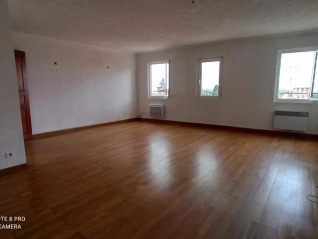 VENTE APPARTEMENT 78 m² VAUVERT CENTRE VILLE