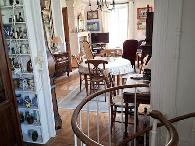 Vente Appartement 7 pièces 137 m2 Versailles