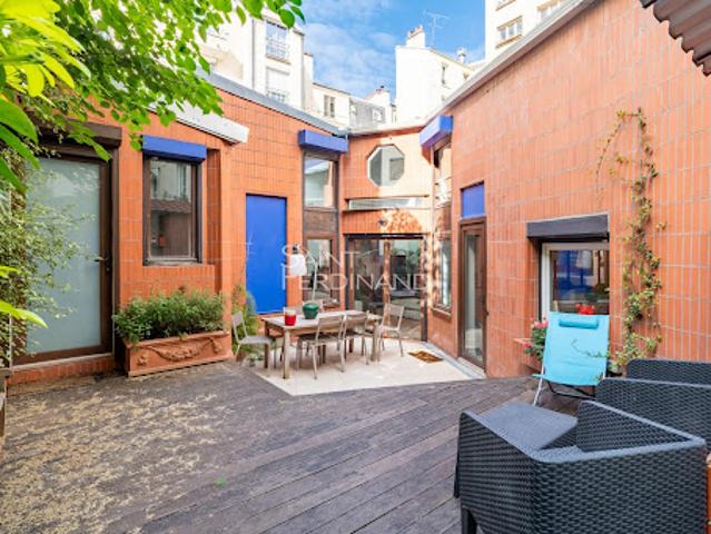 Vente Appartement 7 pièces 140.07 m2 Paris 15ème