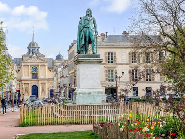 Vente Appartement 7 pièces 153 m2 Versailles