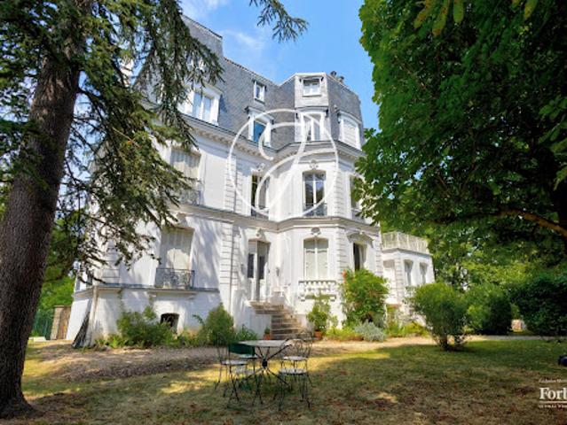 Vente Appartement 7 pièces 154.49 m2 Saint Cloud