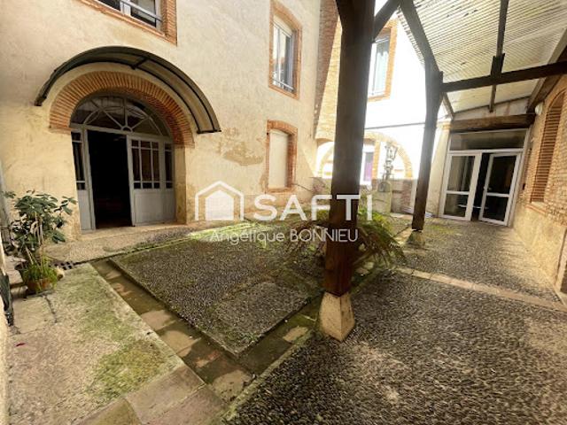 Vente Appartement 7 pièces 162 m2 Castelsarrasin
