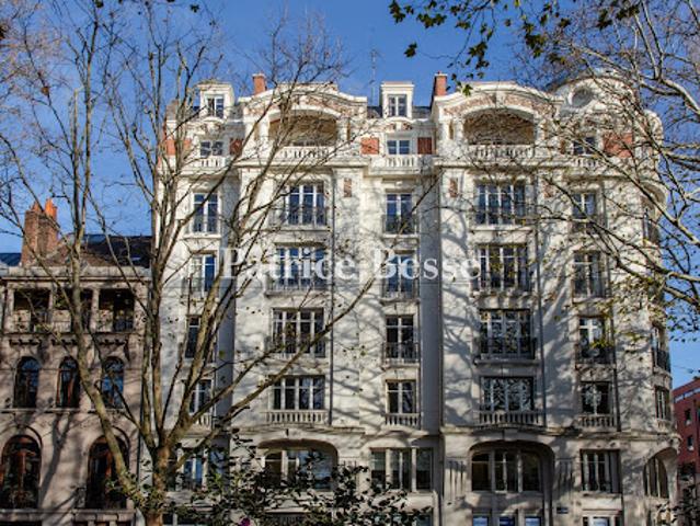 Vente Appartement 7 pièces 162 m2 Lille