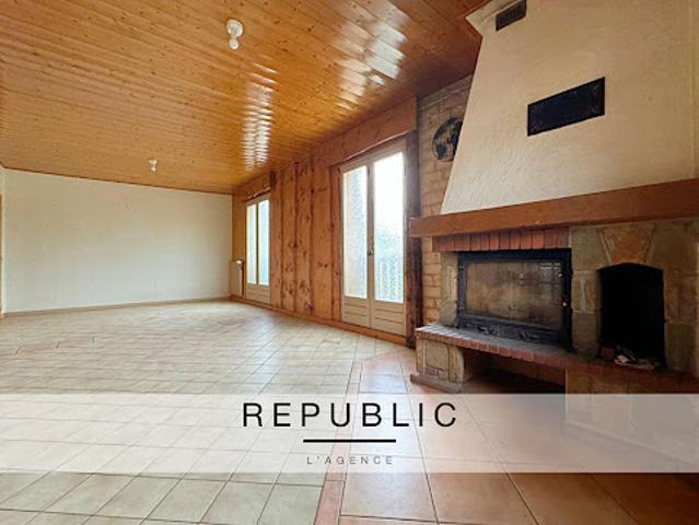 Vente Appartement 7 pièces 173 m2 Saint Pierre d'Albigny
