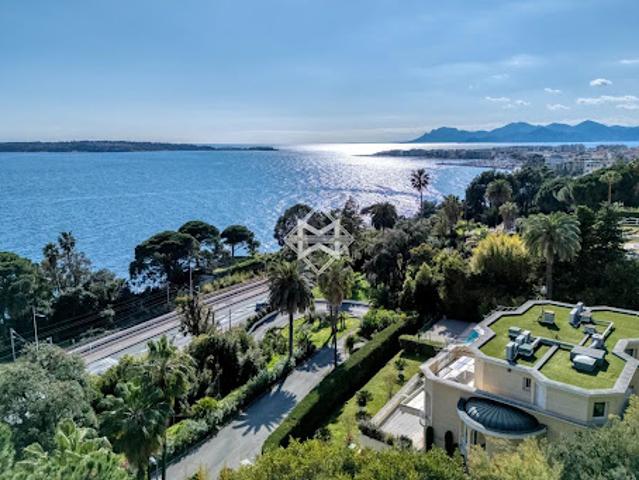 Vente Appartement 7 pièces 180 m2 Cannes