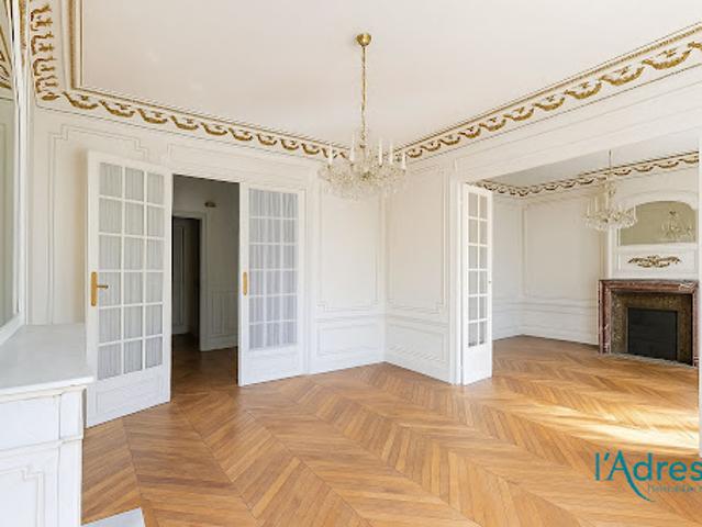 Vente Appartement 7 pièces 182 m2 Paris 11ème
