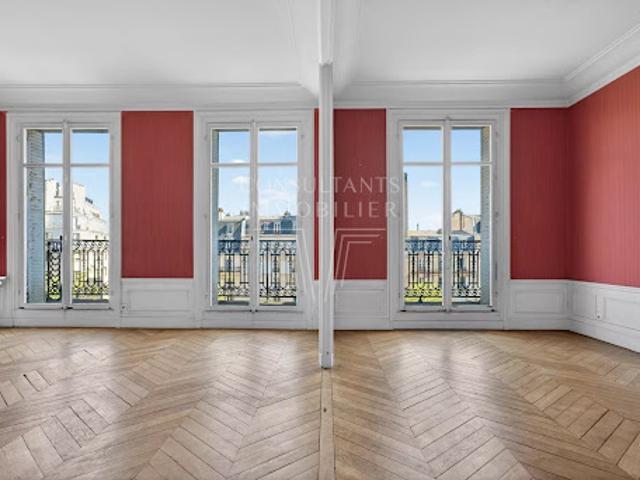 Vente Appartement 7 pièces 186.24 m2 Paris 16ème