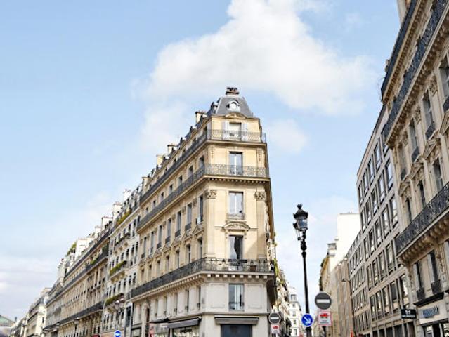 Vente Appartement 7 pièces 197 m2 Paris 1er