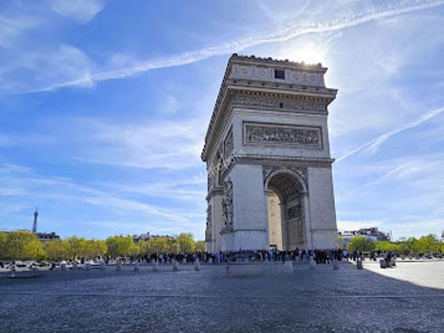 Vente Appartement 7 pièces 200 m2 Paris 17ème