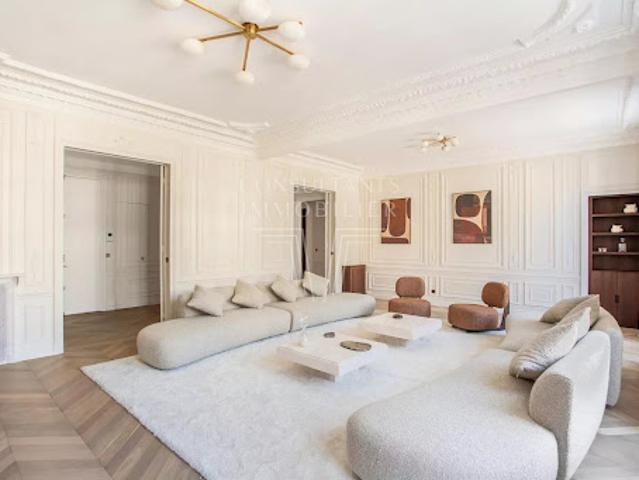 Vente Appartement 7 pièces 216 m2 Paris 16ème