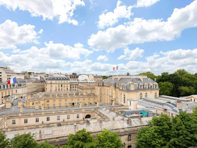 Vente Appartement 7 pièces 219.7 m2 Paris 8ème