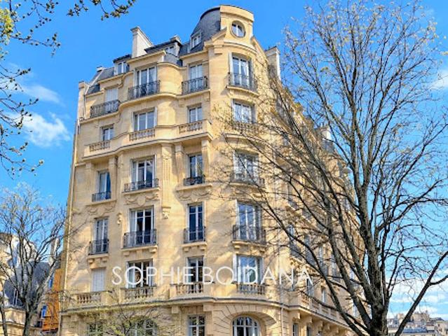 Vente Appartement 7 pièces 224 m2 Paris 16ème