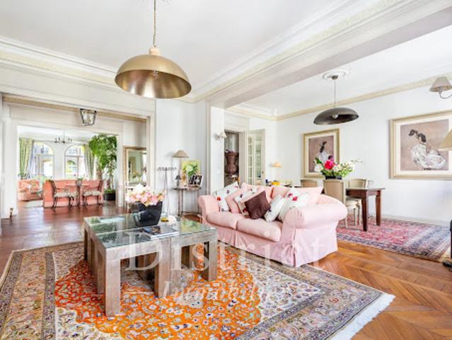 Vente Appartement 7 pièces 225 m2 Paris 16ème