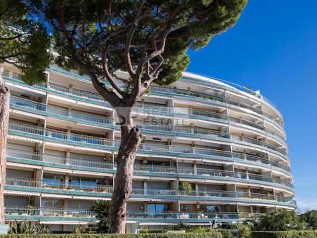 Vente Appartement 7 pièces 227.32 m2 Cannes
