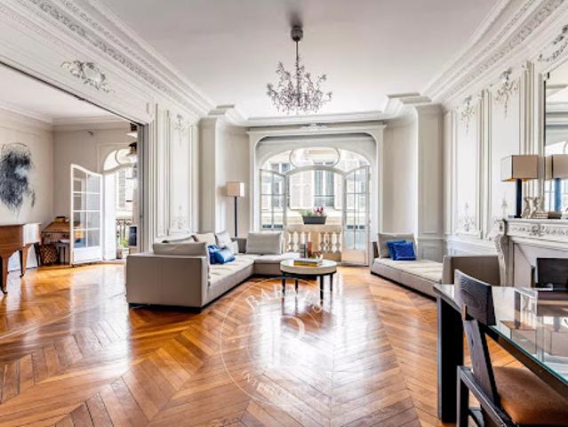 Vente Appartement 7 pièces 245.56 m2 Paris 9ème
