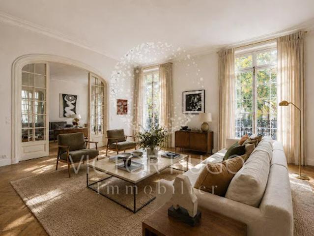 Vente Appartement 7 pièces 245 m2 Paris 16ème