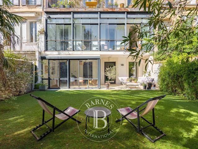 Vente Appartement 7 pièces 250.11 m2 Marseille 8ème