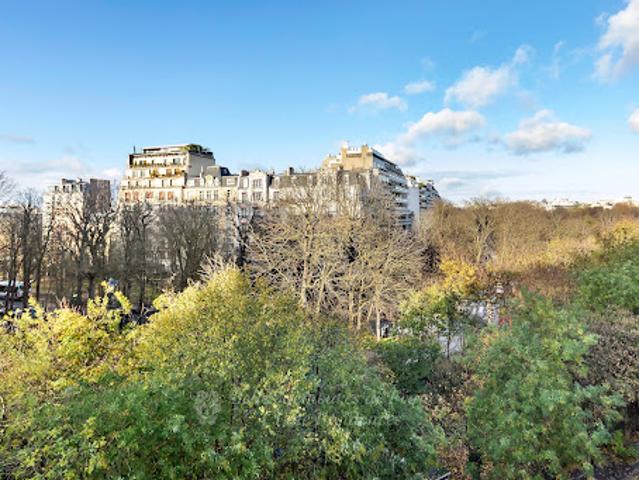 Vente Appartement 7 pièces 252.07 m2 Paris 16ème