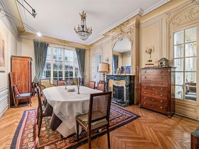 Vente Appartement 7 pièces 252 m2 Paris 16ème