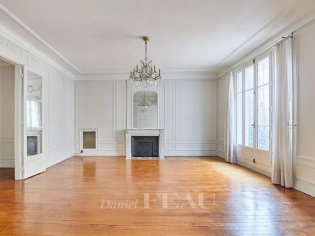Vente Appartement 7 pièces 254.61 m2 Paris 16ème