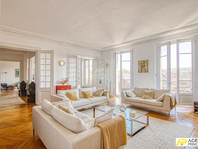 Vente Appartement 7 pièces 271 m2 Versailles