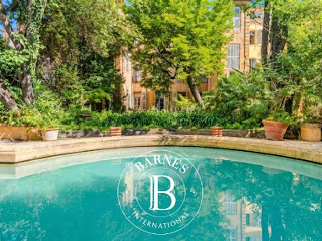 Vente Appartement 7 pièces 297.81 m2 Aix en Provence