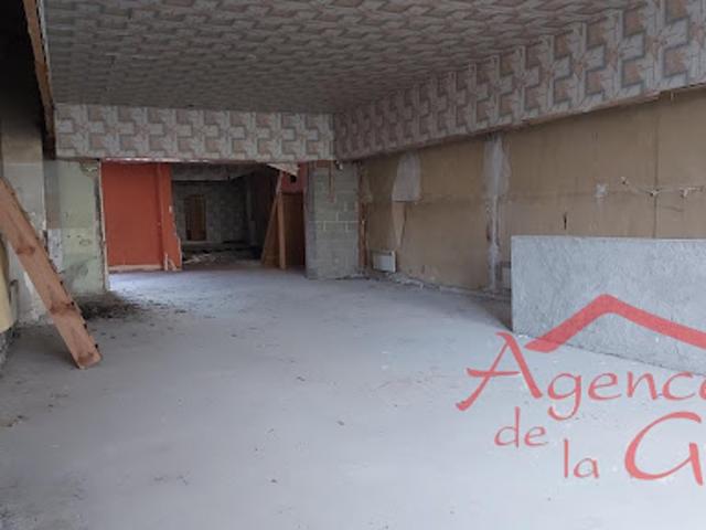 Vente Appartement 7 pièces 330 m2 Sézanne