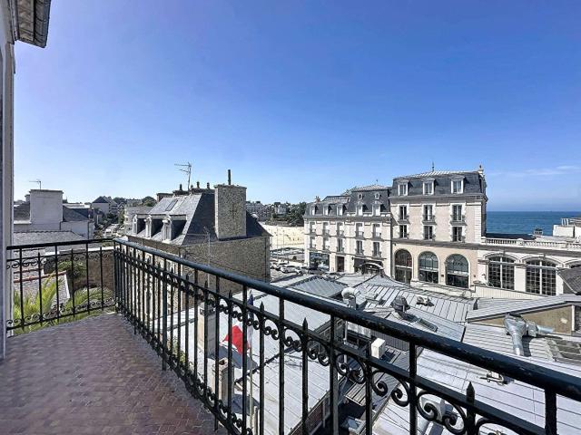 Vente appartement 7 pièces Dinard Centre Ville 35