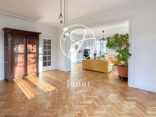 Vente appartement 7 pièces Lille 59