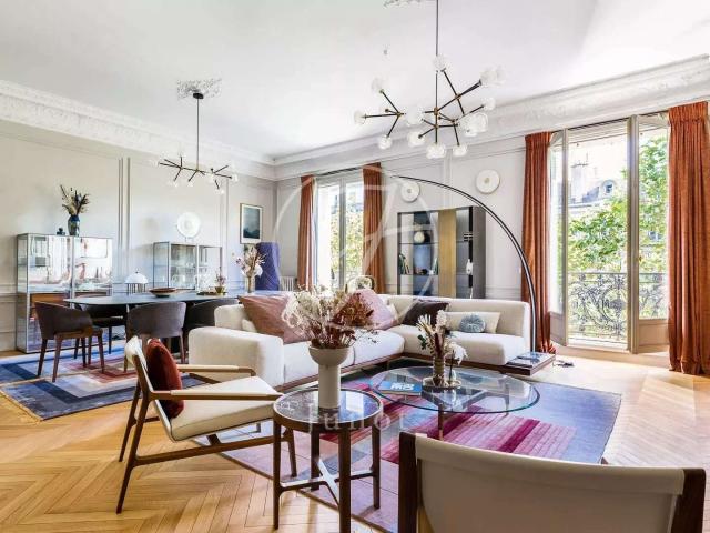 Vente appartement 7 pièces Paris 8e 75