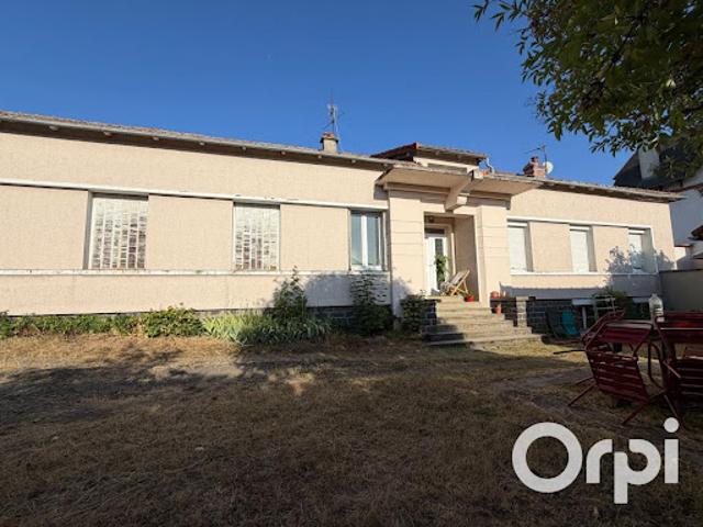 Vente Appartement 8 pièces 179 m2 Saint Flour