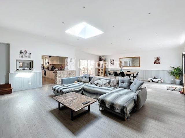 Vente Appartement 8 pièces 180 m2 Montesson