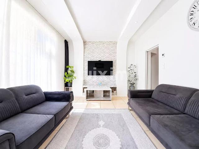 Vente Appartement 8 pièces 183 m2 Valserhône