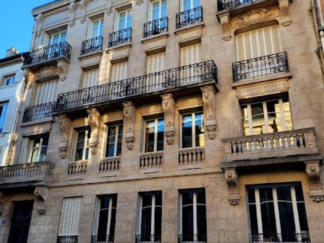 Vente Appartement 8 pièces 184 m2 Nancy