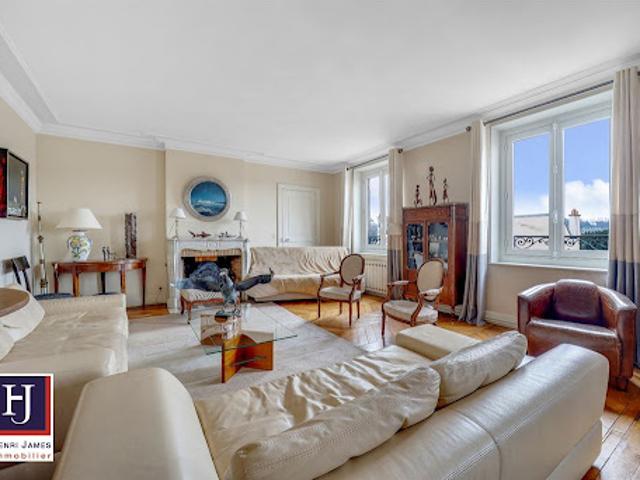 Vente Appartement 8 pièces 200 m2 Versailles