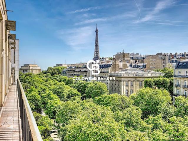 Vente Appartement 8 pièces 249.97 m2 Paris 16ème