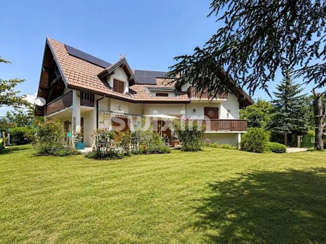 Vente Appartement 8 pièces 265 m2 Ornex