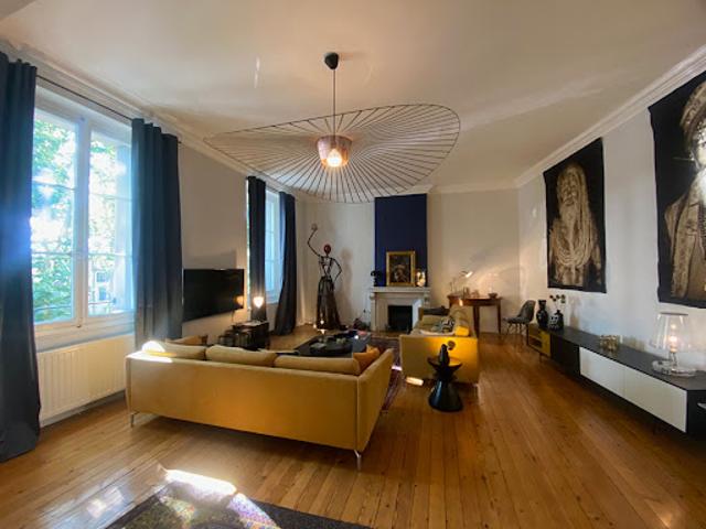 Vente Appartement 8 pièces 272 m2 Carcassonne