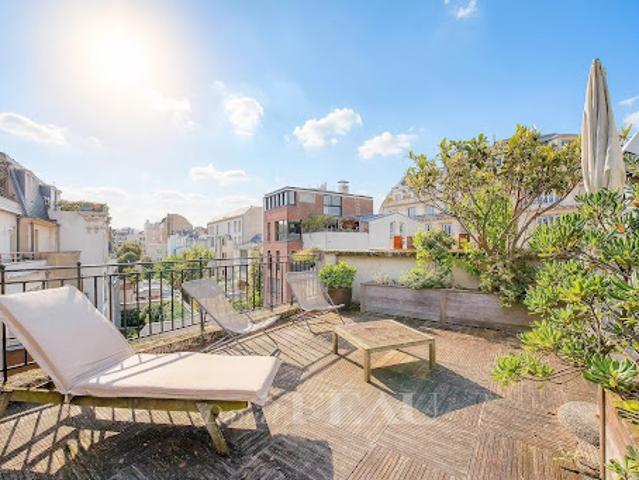Vente Appartement 8 pièces 294.38 m2 Paris 17ème