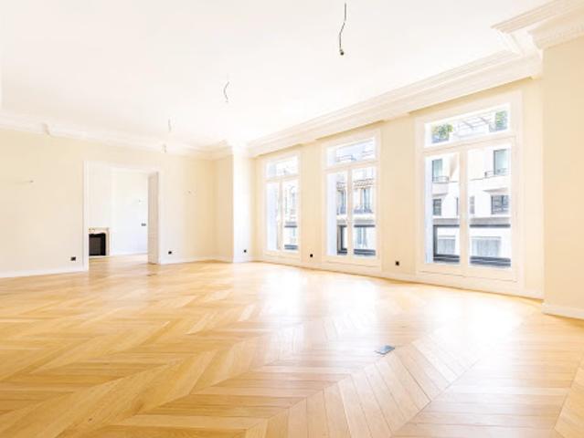 Vente Appartement 8 pièces 336 m2 Paris 7ème