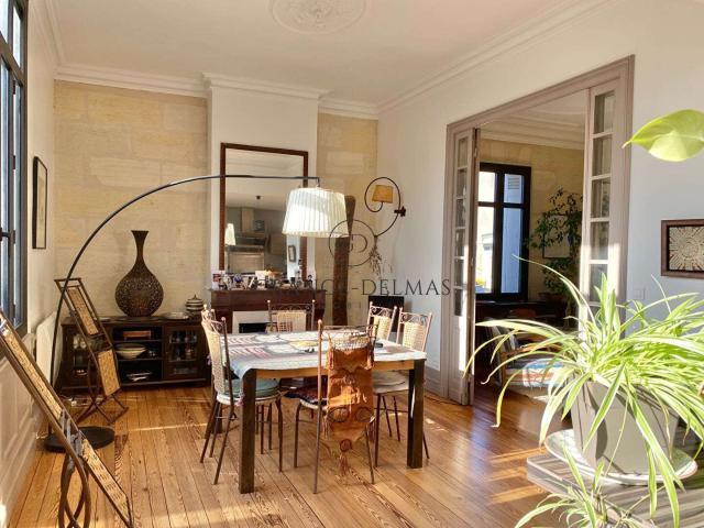 Vente appartement 8 pièces Bordeaux 33
