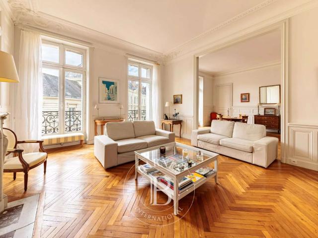 Vente appartement 8 pièces Nantes 44
